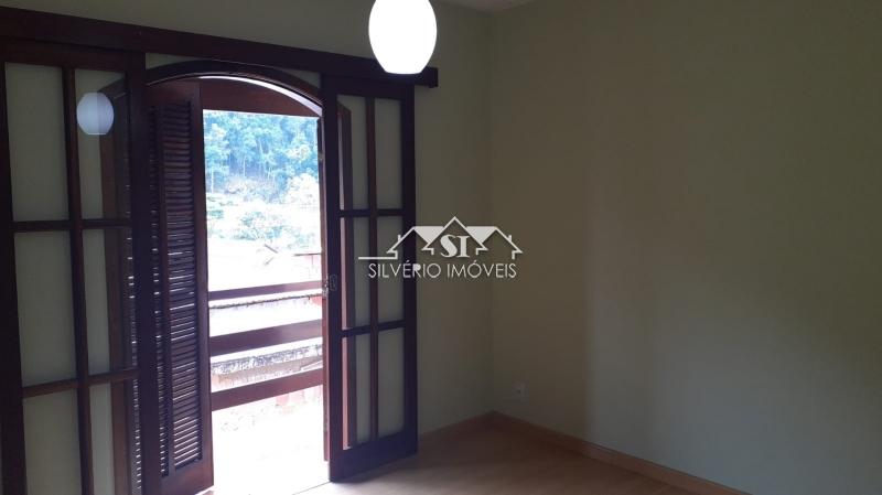 Casa à venda com 7 quartos, 310m² - Foto 10