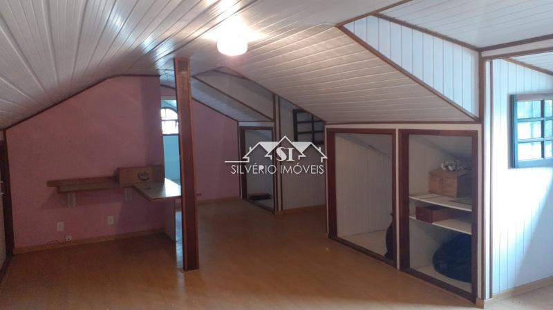 Casa à venda com 7 quartos, 310m² - Foto 14