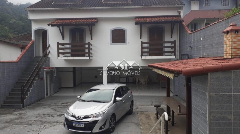 Casa à venda com 7 quartos, 310m² - Foto 7