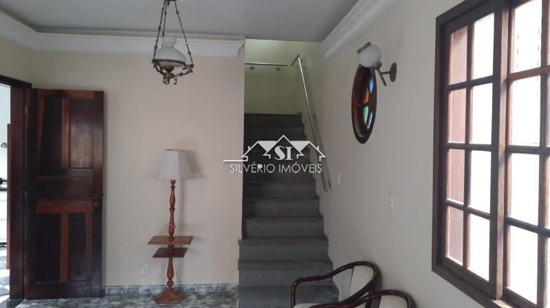 Casa à venda com 7 quartos, 310m² - Foto 27