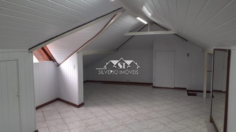 Casa à venda com 7 quartos, 310m² - Foto 28