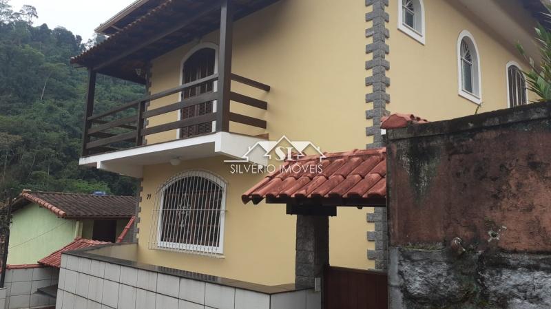Casa à venda com 7 quartos, 310m² - Foto 4