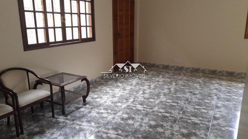 Casa à venda com 7 quartos, 310m² - Foto 34