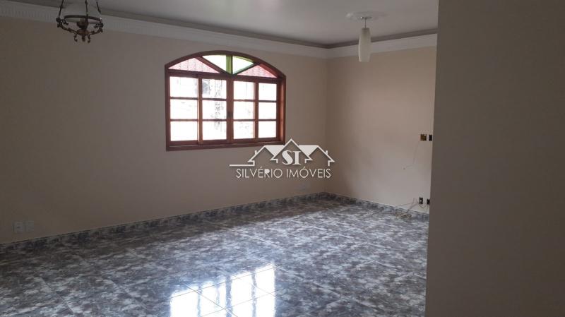 Casa à venda com 7 quartos, 310m² - Foto 39