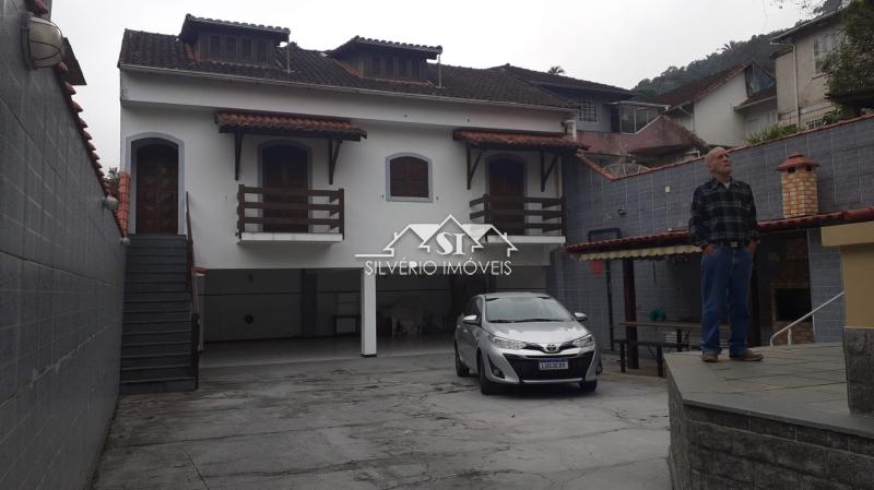 Casa à venda com 7 quartos, 310m² - Foto 8