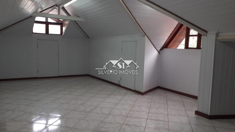 Casa à venda com 7 quartos, 310m² - Foto 41