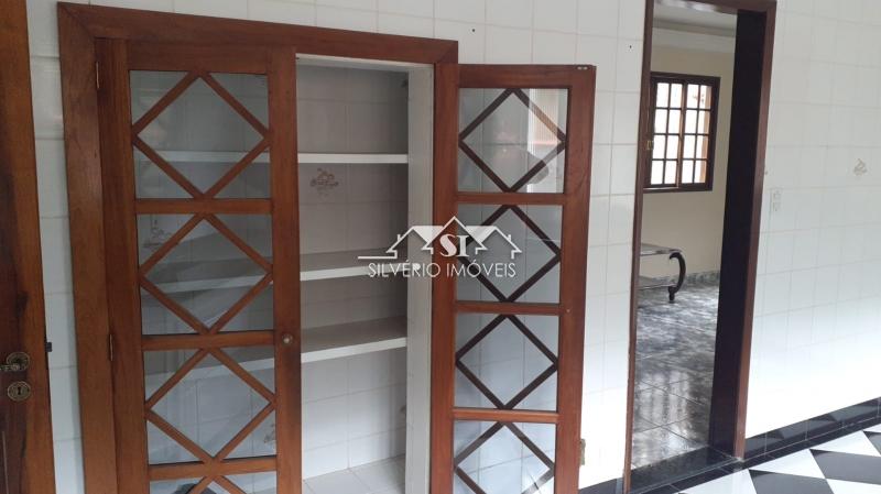 Casa à venda com 7 quartos, 310m² - Foto 44