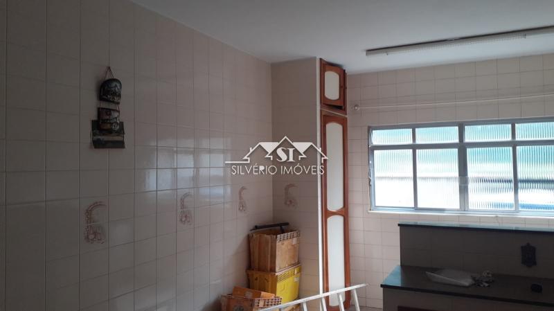 Casa à venda com 7 quartos, 310m² - Foto 50
