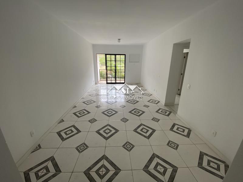 Apartamento em Itaipava - Petrópolis/RJ  - 3 Quartos