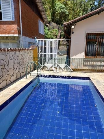 Casa em Castelânea - Petrópolis/RJ  - 4 Quartos