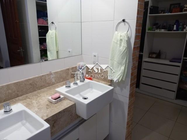 Casa à venda com 4 quartos, 215m² - Foto 15