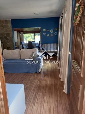Casa à venda com 4 quartos, 215m² - Foto 7