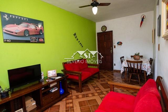 Apartamento à venda com 3 quartos, 68m² - Foto 2