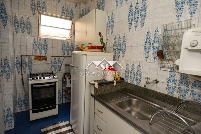 Apartamento à venda com 3 quartos, 68m² - Foto 3