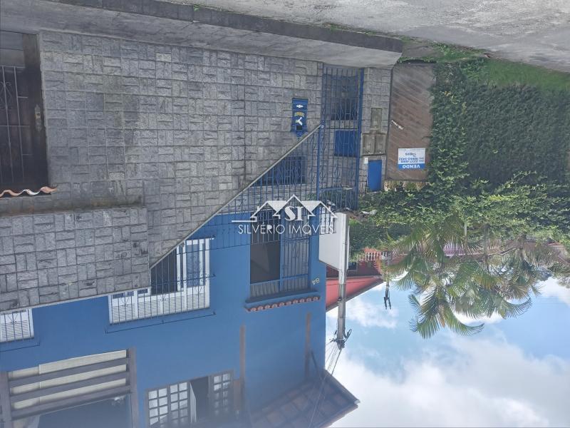 Casa à venda com 7 quartos, 200m² - Foto 5