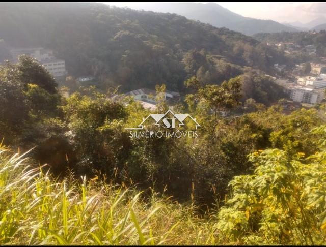 Terreno em Valparaíso - Petrópolis/RJ 