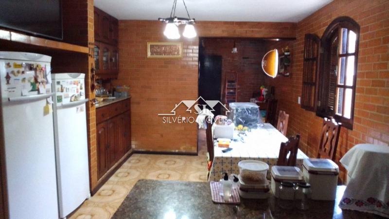 Casa à venda com 3 quartos, 150m² - Foto 37
