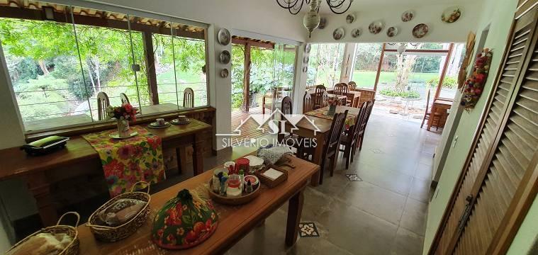 Chácara à venda com 6 quartos, 615m² - Foto 26