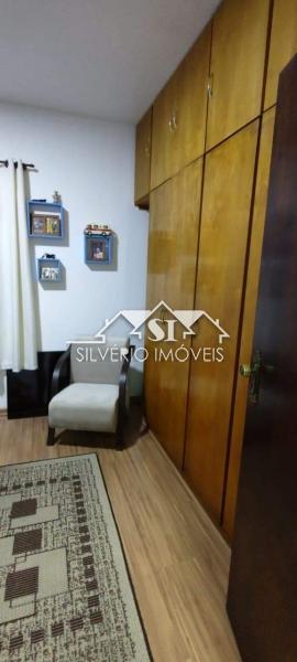 Casa à venda com 2 quartos, 90m² - Foto 6