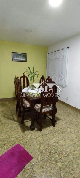 Casa à venda com 2 quartos, 90m² - Foto 10