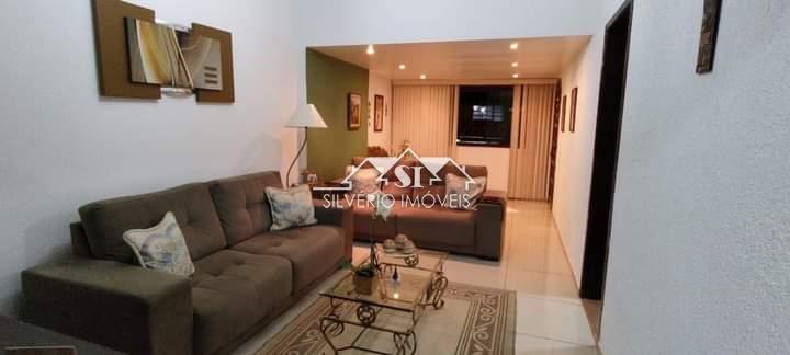 Casa à venda com 2 quartos, 90m² - Foto 8