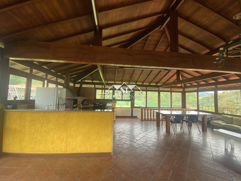 Casa à venda com 6 quartos, 1100m² - Foto 31