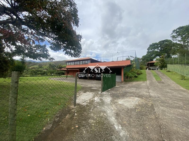 Casa à venda com 6 quartos, 1100m² - Foto 33