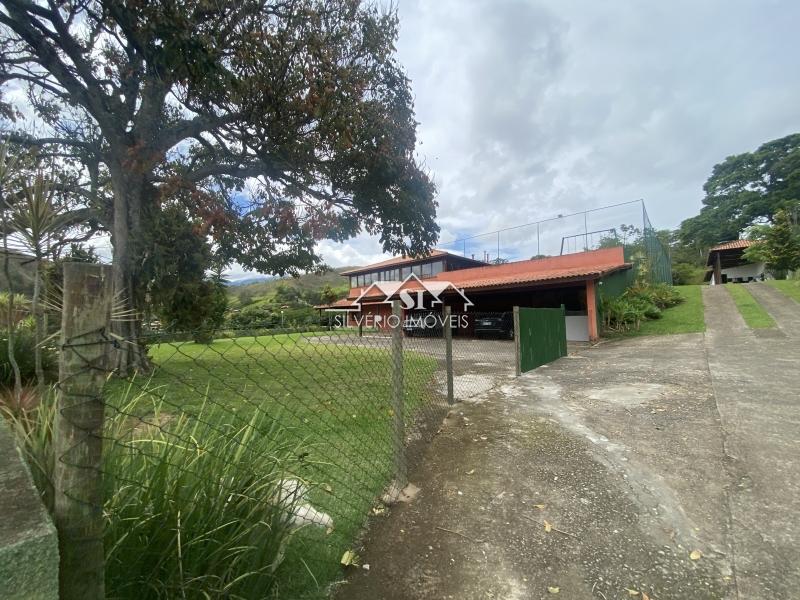 Casa à venda com 6 quartos, 1100m² - Foto 34