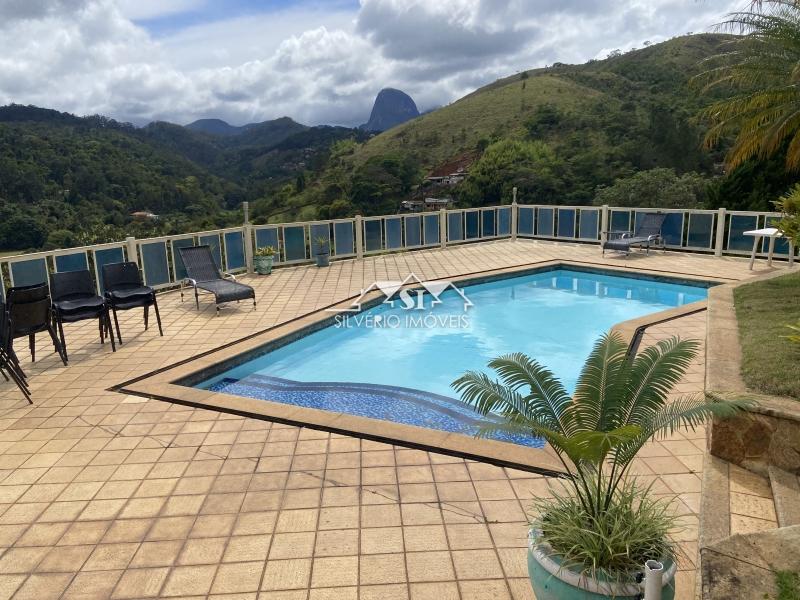 Casa à venda com 6 quartos, 1100m² - Foto 36