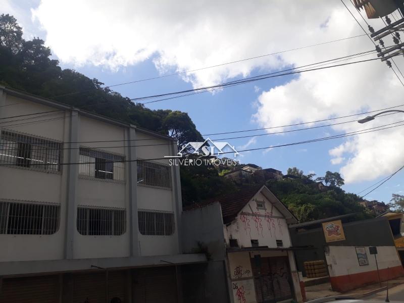 Prédio Comercial em Alto da Serra - Petrópolis/RJ 