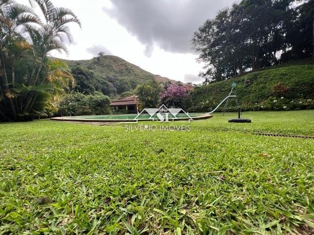 Sítio à venda com 3 quartos, 400m² - Foto 16
