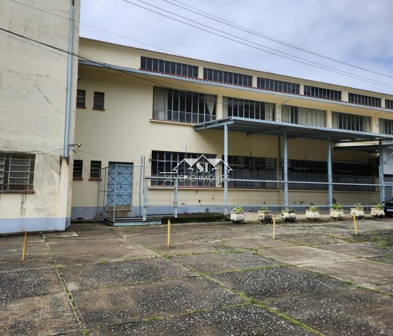 Imóvel Comercial para Alugar  à venda em Mosela, Petrópolis - RJ - Foto 4