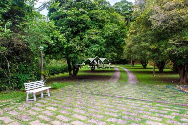 Casa à venda com 4 quartos, 350m² - Foto 19
