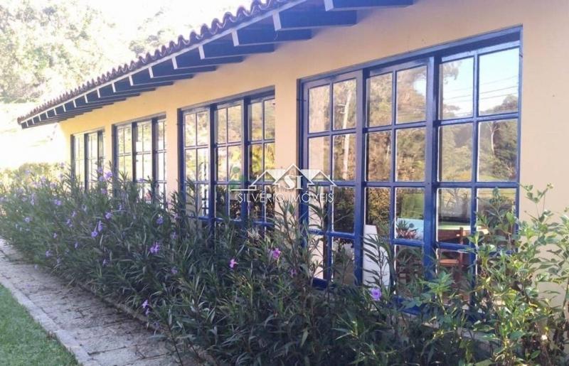 Casa à venda com 4 quartos, 350m² - Foto 23