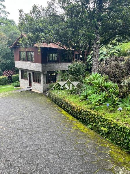 Apartamento em Bonsucesso - Petrópolis/RJ  - 2 Quartos