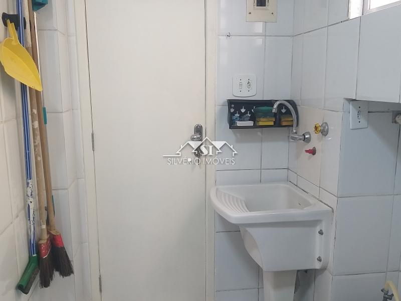 Apartamento à venda com 2 quartos, 60m² - Foto 21
