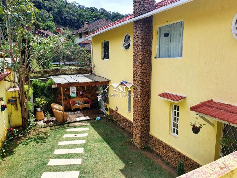 Casa em Araras - Petrópolis/RJ  - 5 Quartos