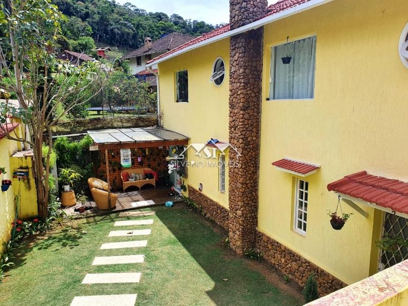 Casa à venda em Araras, Petrópolis - RJ - Foto 1