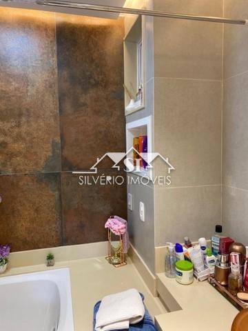 Apartamento à venda com 3 quartos, 115m² - Foto 3