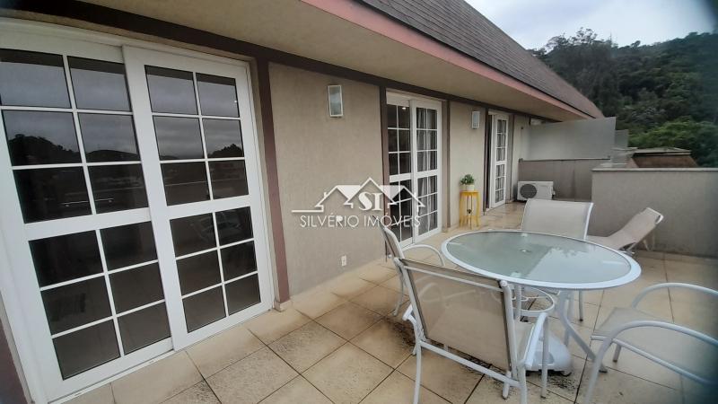 Apartamento em Itaipava - Petrópolis/RJ  - 3 Quartos