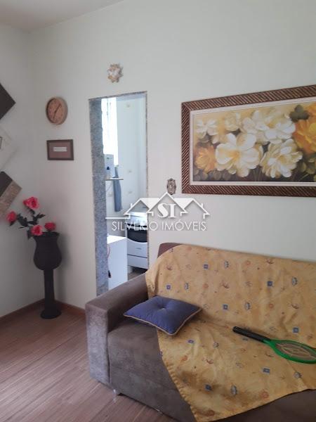 Apartamento à venda com 2 quartos, 62m² - Foto 3