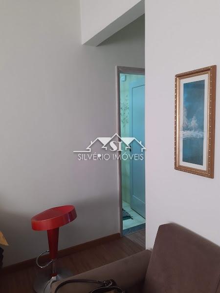 Apartamento à venda com 2 quartos, 62m² - Foto 7