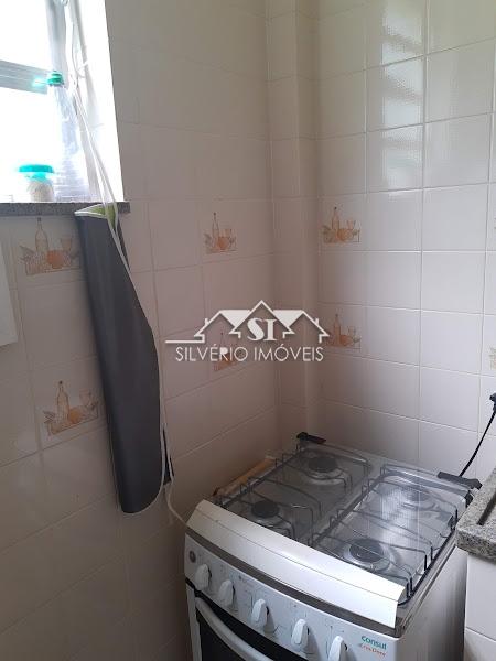 Apartamento à venda com 2 quartos, 62m² - Foto 13