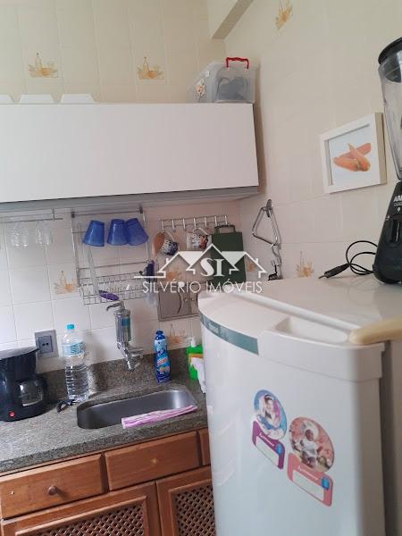 Apartamento à venda com 2 quartos, 62m² - Foto 14