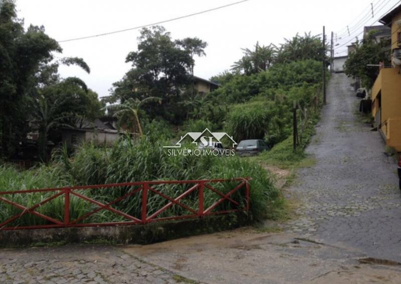 Terreno em Bingen - Petrópolis/RJ 