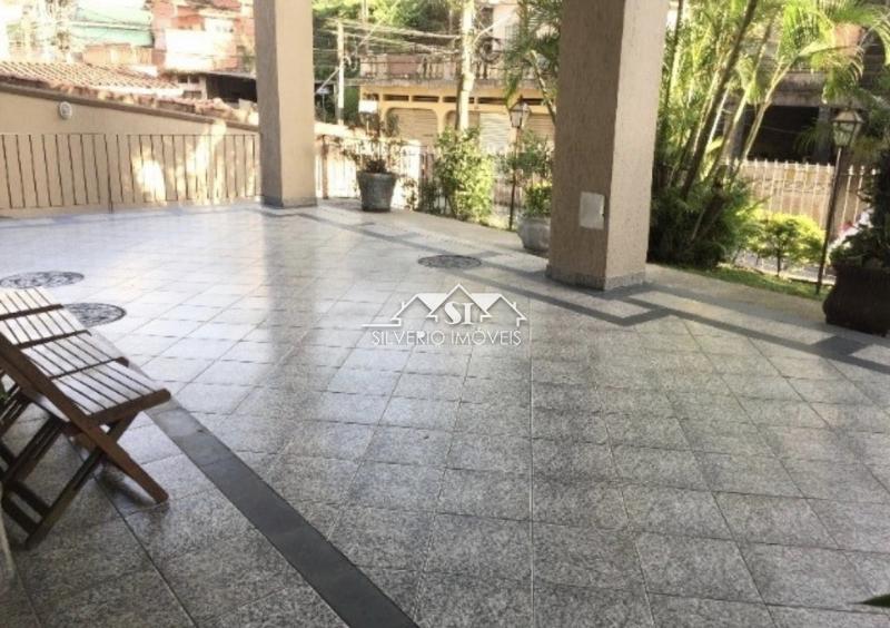 Apartamento à venda com 2 quartos, 75m² - Foto 10