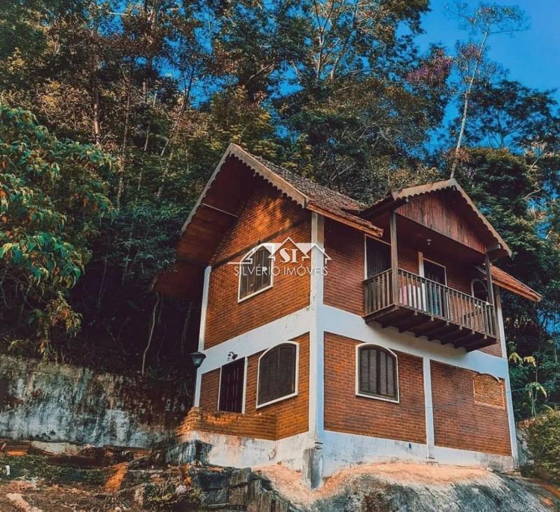 Casa em Itaipava - Petrópolis/RJ  - 6 Quartos