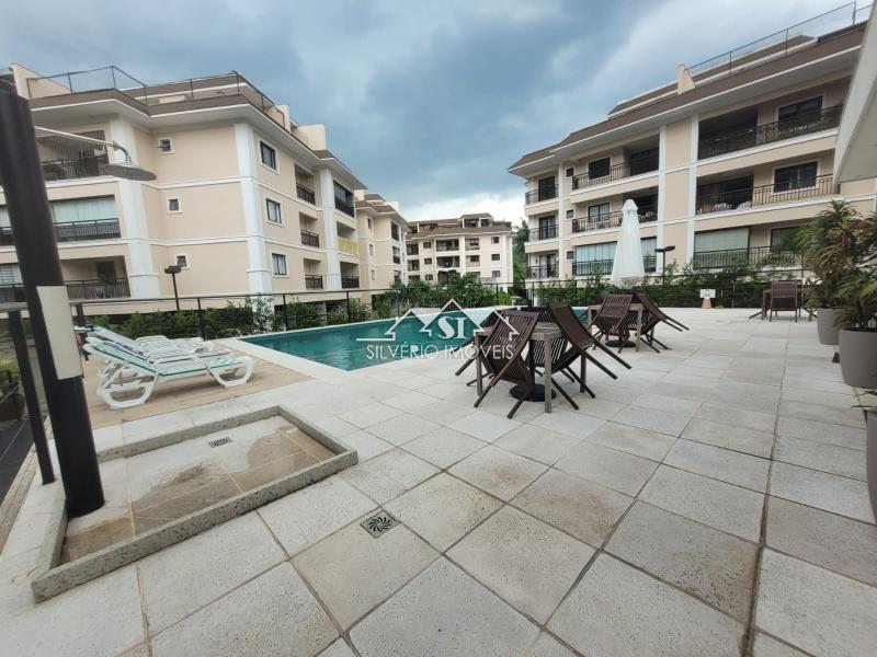 Apartamento à venda com 3 quartos, 170m² - Foto 4