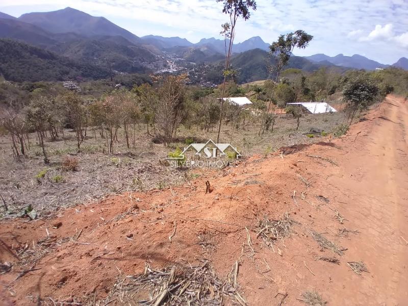 Terreno Residencial à venda em Bonsucesso, Petrópolis - RJ - Foto 1