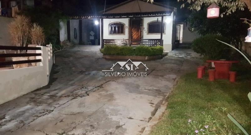Casa à venda com 3 quartos, 103m² - Foto 2
